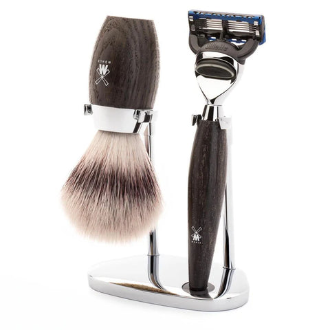 Mühle – Kosmo Bog Oak Silvertip Fibre & Fusion Shaving Set